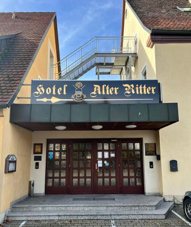 Hotel-Gasthof "Alter Ritter" โรเทนบวร์ก อ็อบ แดร์เทาเบอร์ ภายนอก รูปภาพ